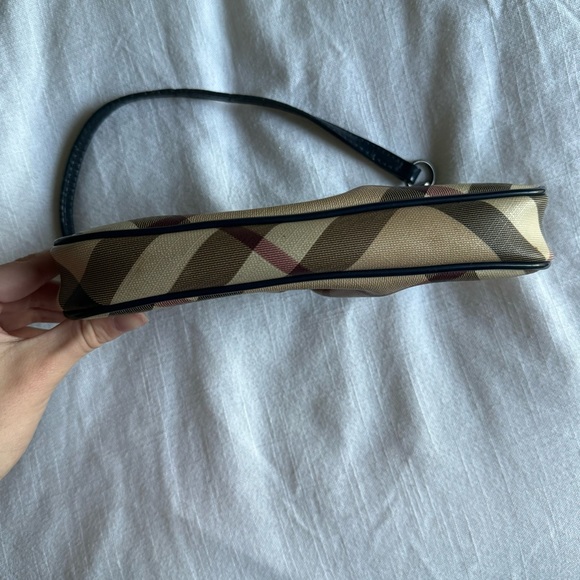Vintage Burberry Mini Pochette Bag - Picture 6 of 8